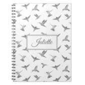 Personalisiertes Grauweißes Hummingvogelmuster Notizblock (Vorderseite)