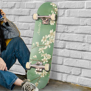 Personalisiertes Green Spring White Blume Skateboa Skateboard