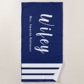 Personalisiertes großes Wifey Beach Handtuch (Vorderseite)