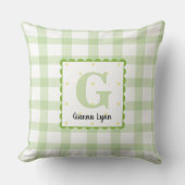 Personalisiertes grünes Gingham-Monogramm-Kinderzi Kissen (Vorderseite)