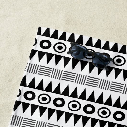 Personalisiertes Grünes Stammmuster gerade verheir Strandtuch (Beispiel)