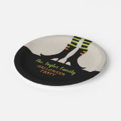 Personalisiertes Halloween-Party mit Hexenstiefeln Pappteller (Schrägansicht)