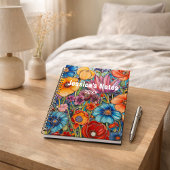 Personalisiertes Helles Blumenmuster mit Namen Notizblock