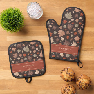 Personalisiertes Herbstlaub-Familiennamensgeschenk Ofenhandschuh & Topflappen-Set