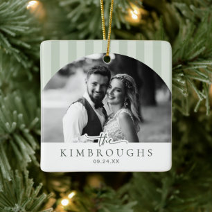 Personalisiertes Hochzeitsfoto Sage Streifen Frisc Keramikornament