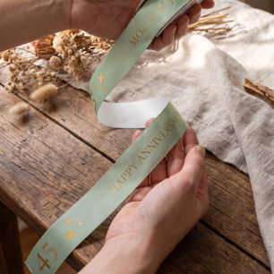 Personalisiertes Hochzeitsgeschenk in Salbeigrün Satinband