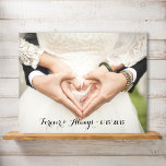 Personalisiertes Hochzeitssemble für immer und imm Poster<br><div class="desc">Personalisieren Sie diesen Artikel mit Ihrem eigenen Foto, Hochzeitsdatum und einer schönen schwarzen Schrift, die "Forever & Always" lautet. Das moderne Design ist schlicht und klassisch und macht es zu einem ansprechenden Verlobung-, Brautparty- oder Hochzeitsgeschenk. Jede Braut und jeder Bräutigam würde Liebe haben, diesen einzigartigen Sake vom ColorfulGalShop in Zazzle...</div>