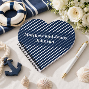 Personalisiertes Hochzeitstagebuch mit navyblauen Notizblock