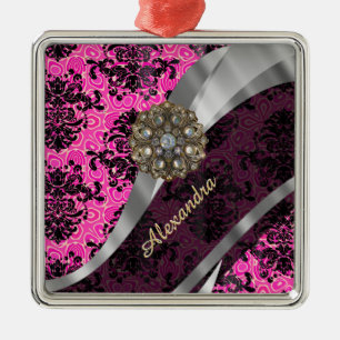 Personalisiertes hübsches gürtelrosa Damastmuster Ornament Aus Metall