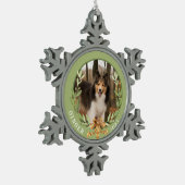 Personalisiertes Hundebüt-Foto Schneeflocken Zinn-Ornament (Links)