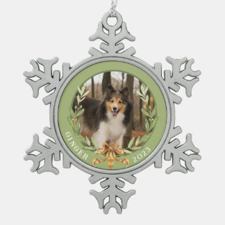 Personalisiertes Hundebüt-Foto Schneeflocken Zinn-Ornament