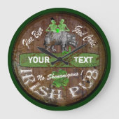 Personalisiertes irisches Pub-Zeichen Große Wanduhr (Vorderseite)