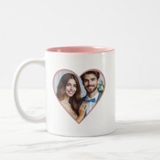 Personalisiertes Jahr Custom Foto Heart Pink Zweifarbige Tasse (Links)