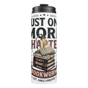 Personalisiertes Just One More Chapter Est 1985 Bu Thermosbecher