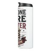Personalisiertes Just One More Chapter Est 1985 Bu Thermosbecher (Nach rechts gedreht)