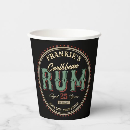 Personalisiertes karibisches Rum-Liquor-Flaschenet Pappbecher (Vorderseite)