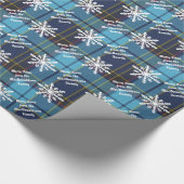 Personalisiertes kariertes der frohen Weihnachten Geschenkpapier (Ecke)