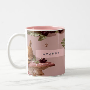Personalisiertes Kawaii-Hasen- und Beeren-Cupcake- Zweifarbige Tasse
