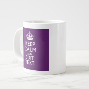 Personalisiertes KEEP CALM Ihr Text auf lila Dekor Jumbo-Tasse