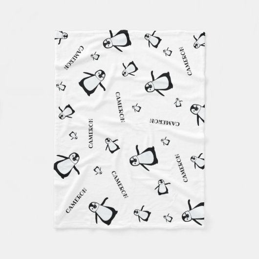 Personalisiertes Kinderzimmer Schwarzweißpinguin Fleecedecke (Vorderseite)