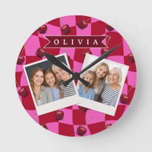 Personalisiertes Kirsch-Gingham Retro Individuelle Runde Wanduhr
