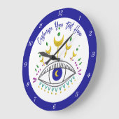 Personalisiertes kosmisches Augendesign Große Wanduhr (Winkel)