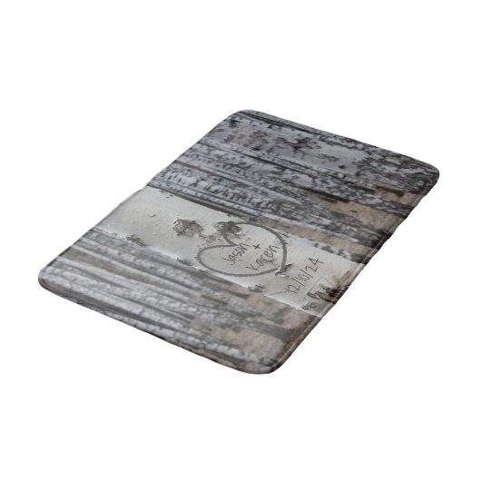 Personalisiertes Land Rustikale Herzmatte Badematte (Schrägansicht)