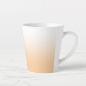 Personalisiertes Light Peach Ombre Milchtasse (Rechts)