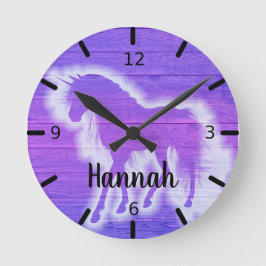 Personalisiertes Lila Einhorn Runde Wanduhr