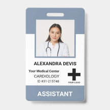 Personalisiertes Logo und Foto-ID des Krankenhause