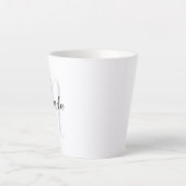 Personalisiertes Modern Script Monogram und Name Milchtasse (Vorderseite)