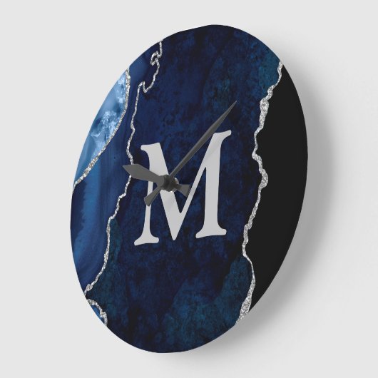 Personalisiertes Monogramm-Acryl Große Wanduhr (Winkel)