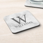 Personalisiertes Monogramm aus weißem Marmor und N Getränkeuntersetzer (Linke Seite)
