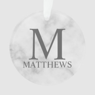 Personalisiertes Monogramm aus weißem Marmor und N Ornament