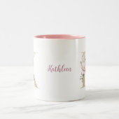 Personalisiertes Monogramm Gold Letter K Pink Zweifarbige Tasse (Mittel)