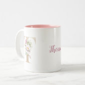 Personalisiertes Monogramm Gold Letter T Rosa Zweifarbige Tasse (Vorderseite Links)