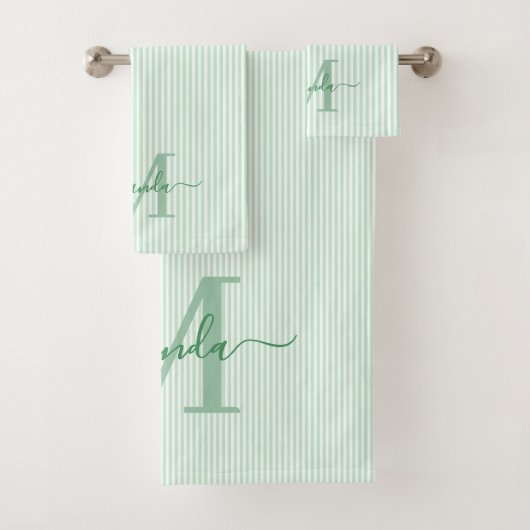 Personalisiertes Monogramm Grün-Weiß-Gestreift Badhandtuch Set (Insitu)