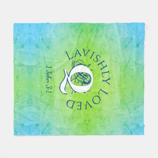 Personalisiertes Monogramm LAVISHLY LOVED Blue Fleecedecke (Vorderseite (Horizontal))