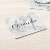 Personalisiertes Monogramm mit weißem Marmor und N Rechteckiger Pappuntersetzer (angewinkelt)