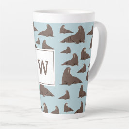 Personalisiertes Monogramm Niedliches Walrusmuster Milchtasse