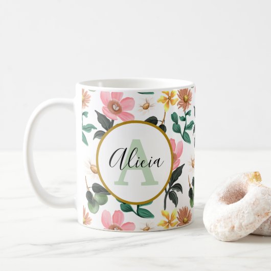 Personalisiertes Monogramm Pastell-Frühlingsfloren Kaffeetasse (Mit Donut)