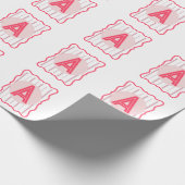 Personalisiertes Monogramm Rosa Wellenrand Geschenkpapier (Ecke)