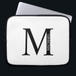 Personalisiertes Monogramm und Name Notebook-Sieb Laptopschutzhülle<br><div class="desc">Personalisierte Monogramm- und Namensgeschenke mit personalisierter Monogramm und Namen im klassischen Serif-Schriftart-Stil.</div>