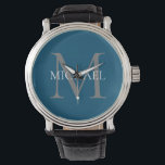 Personalisiertes Monogramm und Name Ocean Blue Armbanduhr<br><div class="desc">Personalisierte Elegante Monogramm- und Namensgeschenke mit personalisierten Monogramm im klassischen Serif-Schriftart-Stil mit Namensbox in der Mitte des Monogramms.</div>