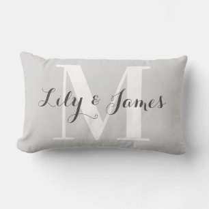 Personalisiertes Monogramm Weiß Grau Hochzeitsande Lendenkissen