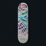 Personalisiertes Mosaik Skateboard<br><div class="desc">Dieses Skate ist mit einem Mosaikmuster aus Muschel dekoriert. Passen Sie es mit Ihrem Namen und Monogramm an. Weil wir unsere eigenen Kunstwerke erstellen,  werden Sie dieses exakte Bild von anderen Designern nicht finden. Original Mosaik © Michele Davies.</div>