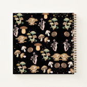 Personalisiertes Mushrooms-Handbuch Notizblock (Rückseite)