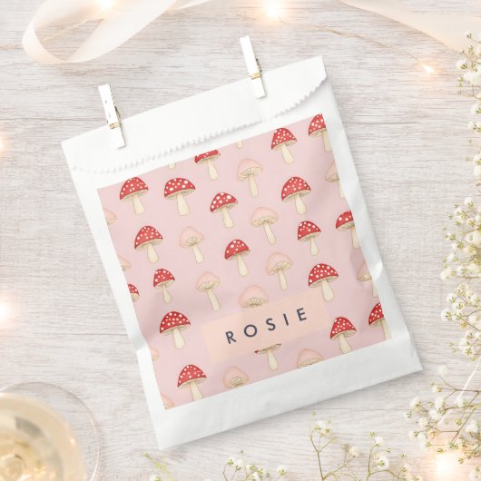 Personalisiertes Muster in Rosa Mushroom Geschenktütchen (Ausgeschnitten)