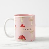 Personalisiertes Muster in Rosa Mushroom Zweifarbige Tasse (Links)
