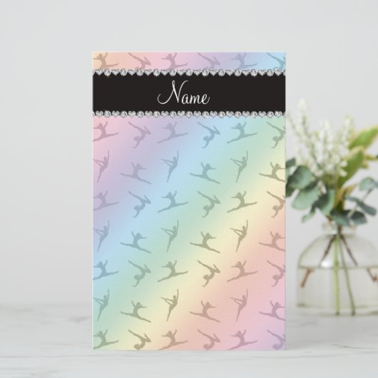 Personalisiertes Namensregenbogengymnastikmuster Briefpapier (Stehend Vorderseite)